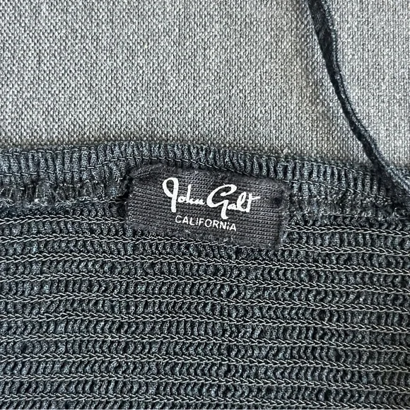 Brandy Melville Black Crop Top - Picture 3 of 6